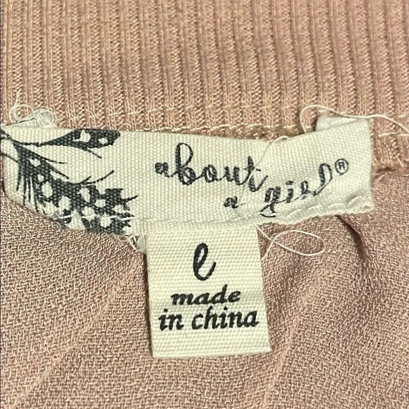 ABOUT a girl Pink light weight bomber jacket
Size large - Picture 7 of 8